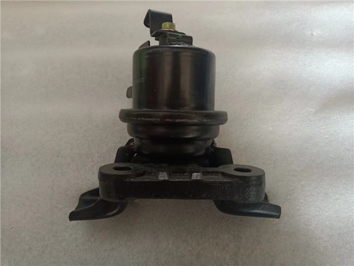 S22-1001310 ПРАВА КРЕПЛЕННЯ ДЛЯ CHERY RICH